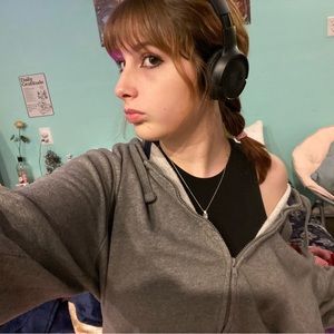 Meet your Posher, Kay